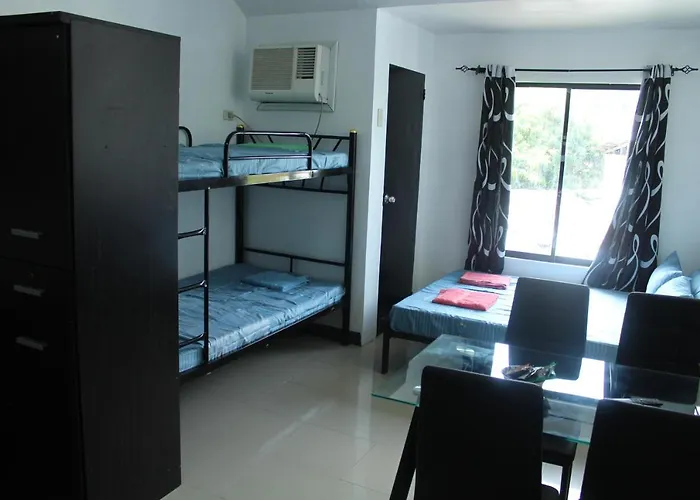 Large New Up To 6 Pax Apartment